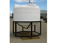 Custom Roto-Molding 1600 Gallon Closed Head Cone Bottom Tank