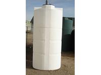 Custom Roto-Molding 750 Gallon Heavy Duty Chemical Storage Tank